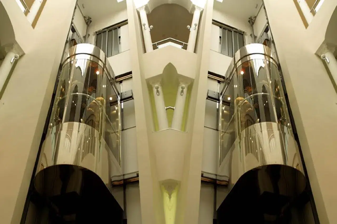 متطلبات ترخيص صيانة مصاعد في السعودية 2025 2 صيانة مصاعد بانوراما بالسعودية